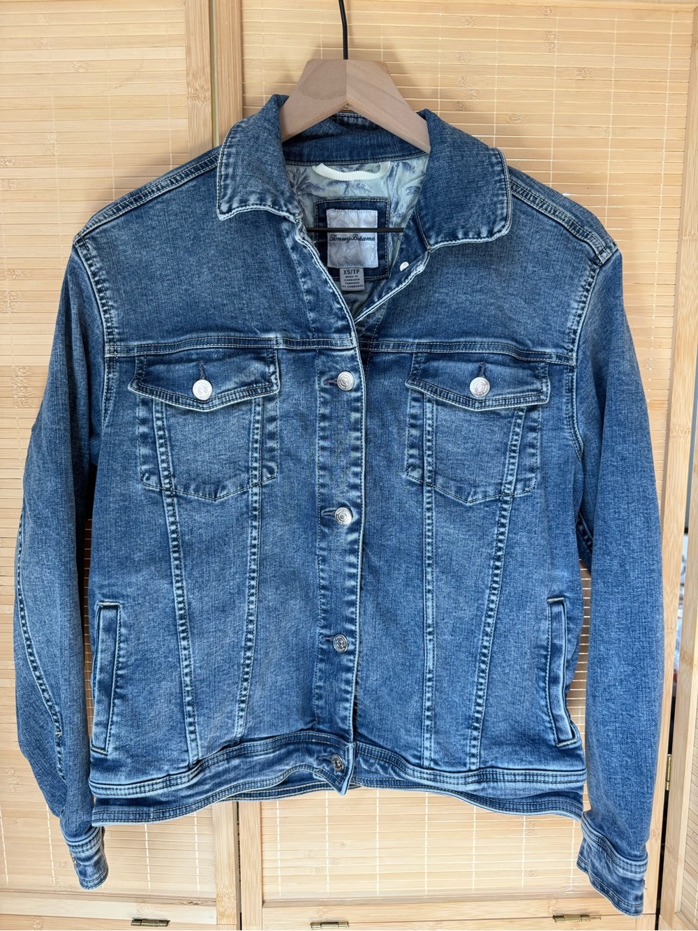 🌴 Tommy Bahama Indigo Palms Relaxed Jean Jacket EUC